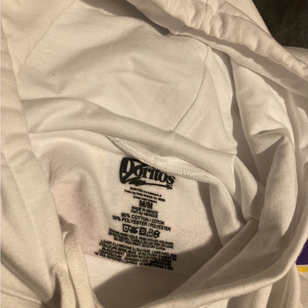 Doritos Hoodie. Size M NWT. - Picture 5 of 5